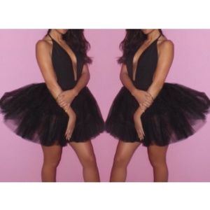 Geebin Flores Black Swan Dress